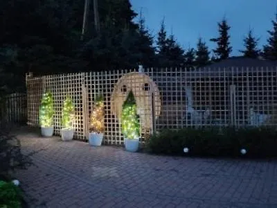 U Dorki Apartment Kurzetnik